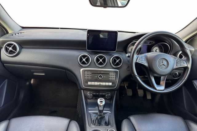 Mercedes-Benz A 180 A180d Sport 5dr 