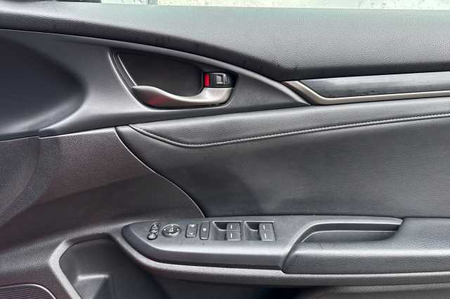 Honda Civic 1.0 VTEC Turbo 126 EX 5dr CVT 