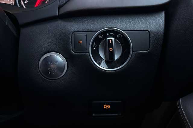 Mercedes-Benz B 180 B180 Exclusive Edition Plus 5dr Auto 