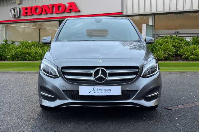 Mercedes-Benz B 180 B180 Exclusive Edition Plus 5dr Auto 