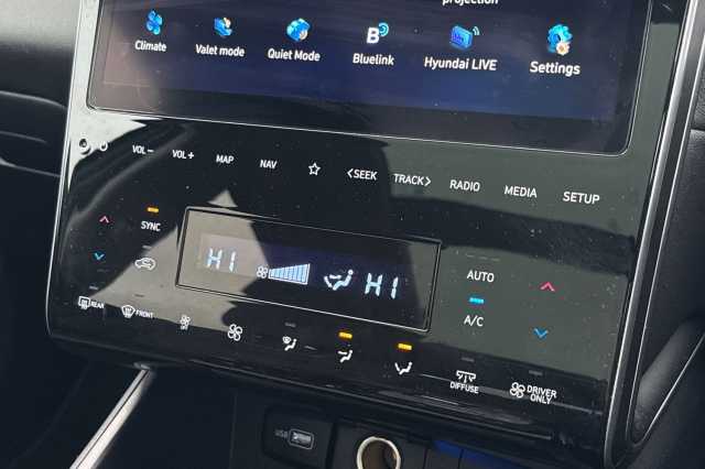 Hyundai TUCSON 1.6 TGDi Plug-in Hybrid Ultimate 5dr 4WD Auto 