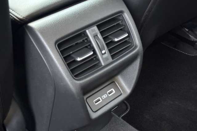 Honda Civic Hybrid 2.0 eHEV Advance 5dr CVT 