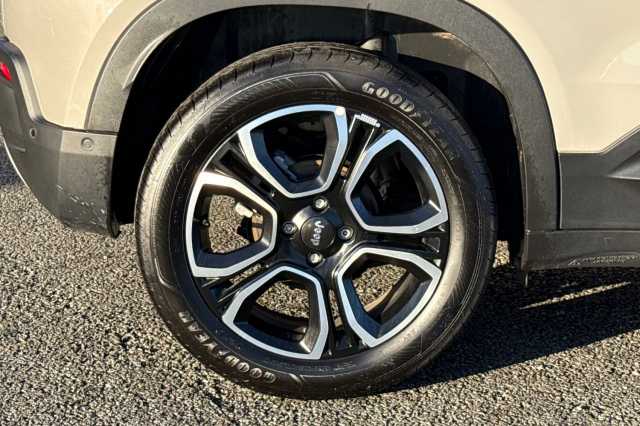 Jeep Avenger 1.2 e-Hybrid Summit 5dr DCT 