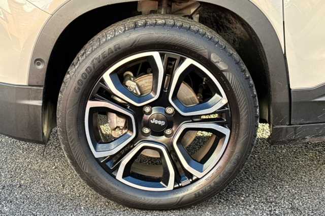 Jeep Avenger 1.2 e-Hybrid Summit 5dr DCT 