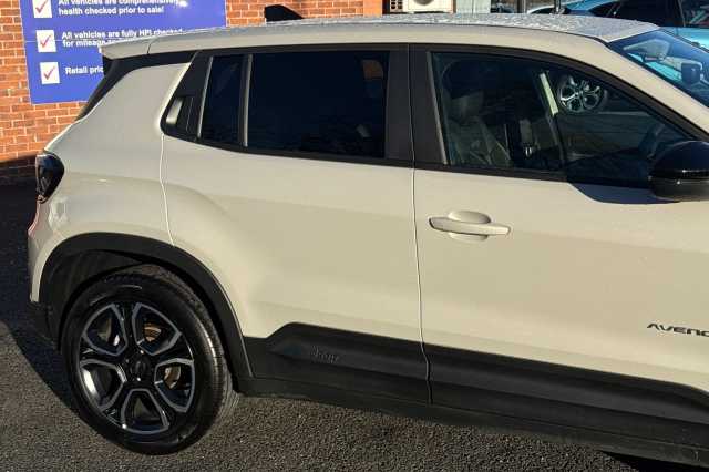 Jeep Avenger 1.2 e-Hybrid Summit 5dr DCT 