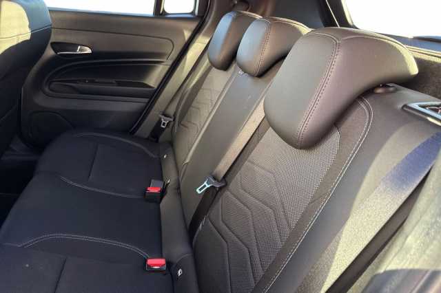 Jeep Avenger 1.2 e-Hybrid Summit 5dr DCT 