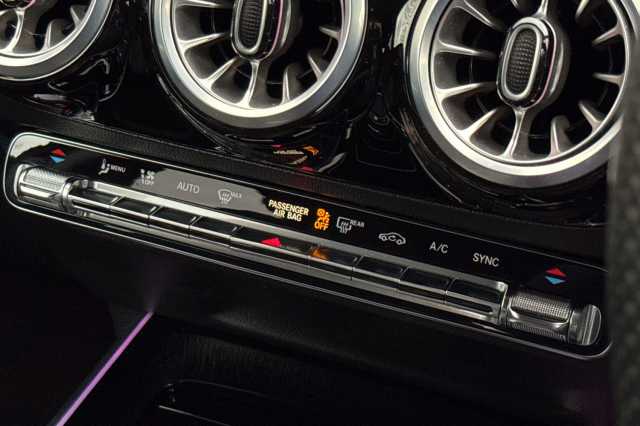 Mercedes-Benz GLA 200 200 AMG Line Premium 5dr Auto 