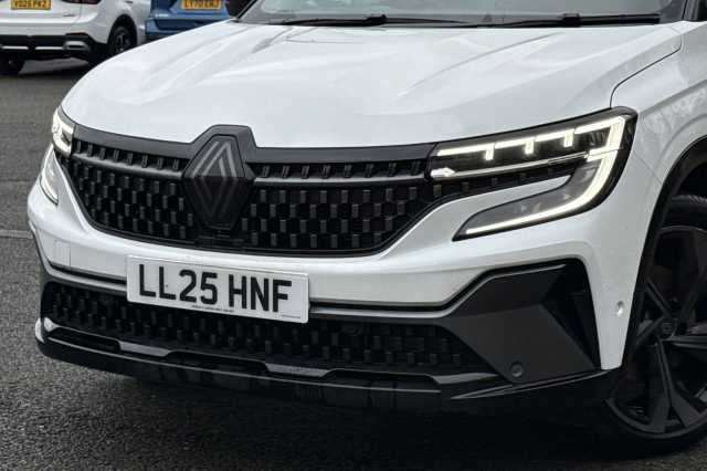 Renault Austral E-Tech FHEV Iconic Esprit Alpine 5dr Auto 