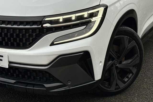 Renault Austral E-Tech FHEV Iconic Esprit Alpine 5dr Auto 