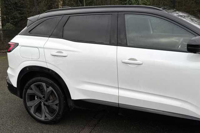 Renault Austral E-Tech FHEV Iconic Esprit Alpine 5dr Auto 