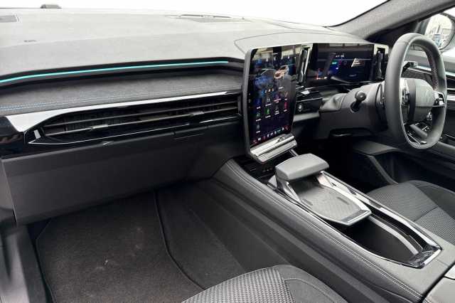 Renault Austral E-Tech FHEV Iconic Esprit Alpine 5dr Auto 
