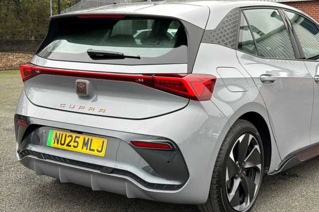 CUPRA Born 170kW e-Boost V1 59kWh 5dr Auto 