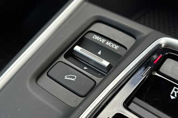 Honda CR-V Hybrid 2.0 eHEV Advance 5dr eCVT 