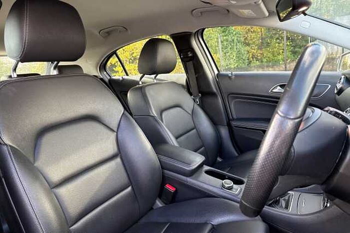 Mercedes-Benz A 180 A180d Sport 5dr 