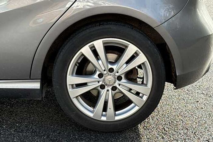 Mercedes-Benz A 180 A180d Sport 5dr 