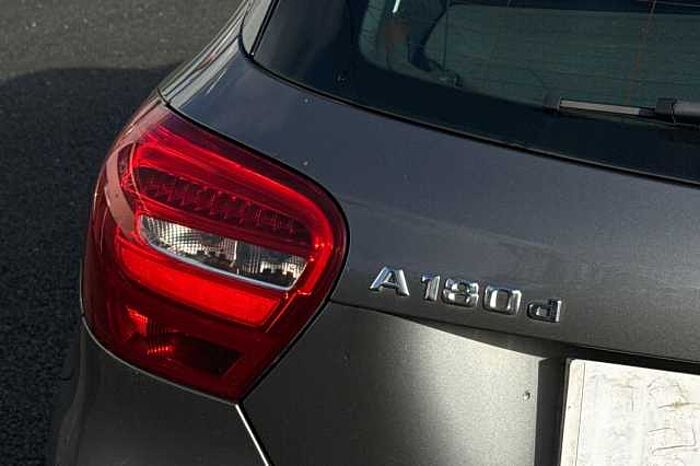 Mercedes-Benz A 180 A180d Sport 5dr 
