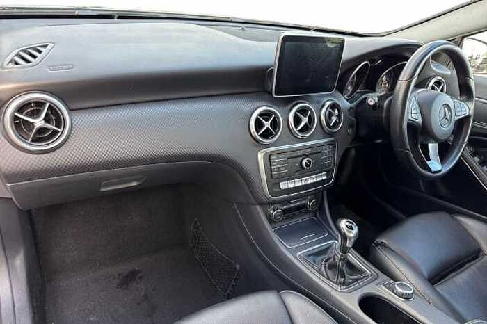 Mercedes-Benz A 180 A180d Sport 5dr 