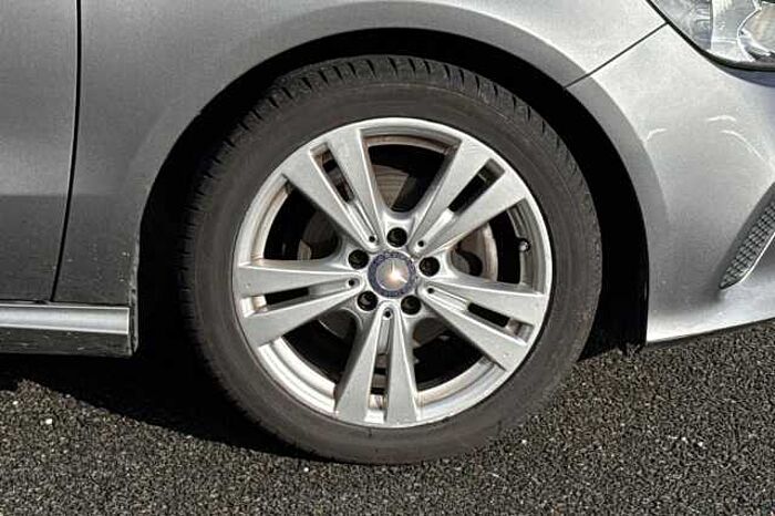 Mercedes-Benz A 180 A180d Sport 5dr 