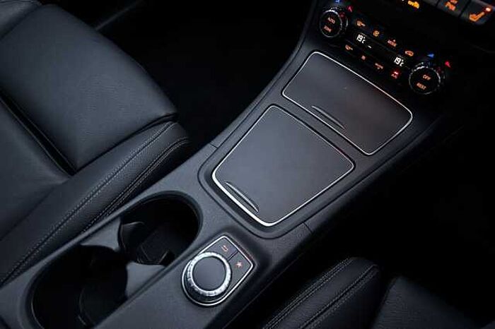 Mercedes-Benz B 180 B180 Exclusive Edition Plus 5dr Auto 