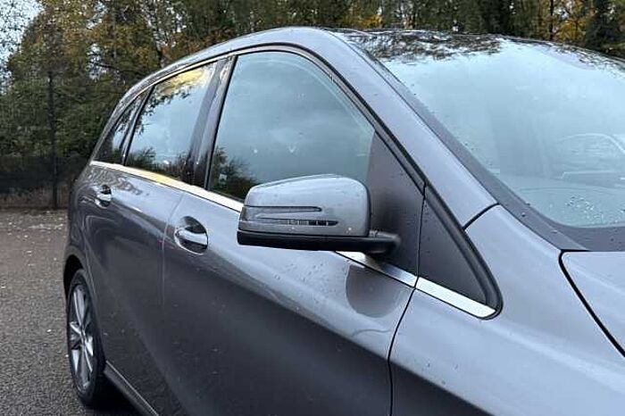 Mercedes-Benz B 180 B180 Exclusive Edition Plus 5dr Auto 