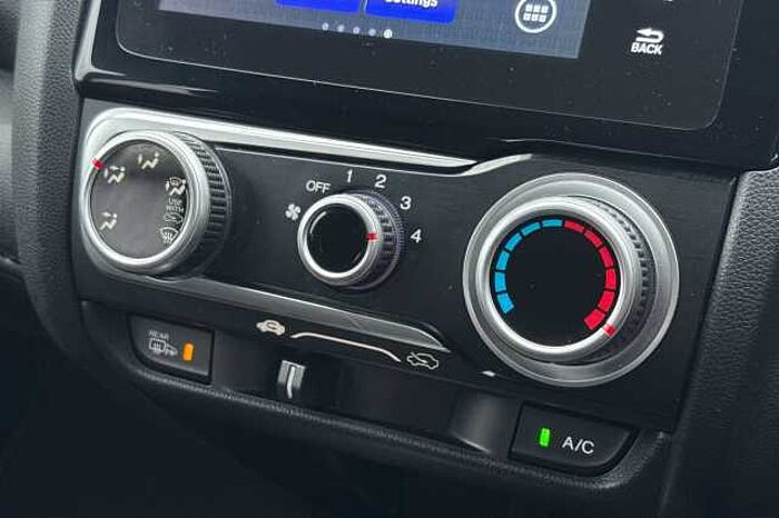 Honda Jazz 1.3 SE 5dr CVT 