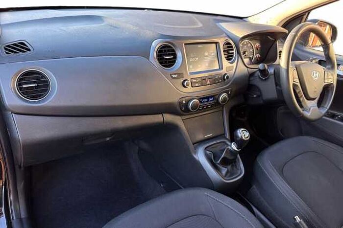 Hyundai i10 1.0 Premium 5dr 