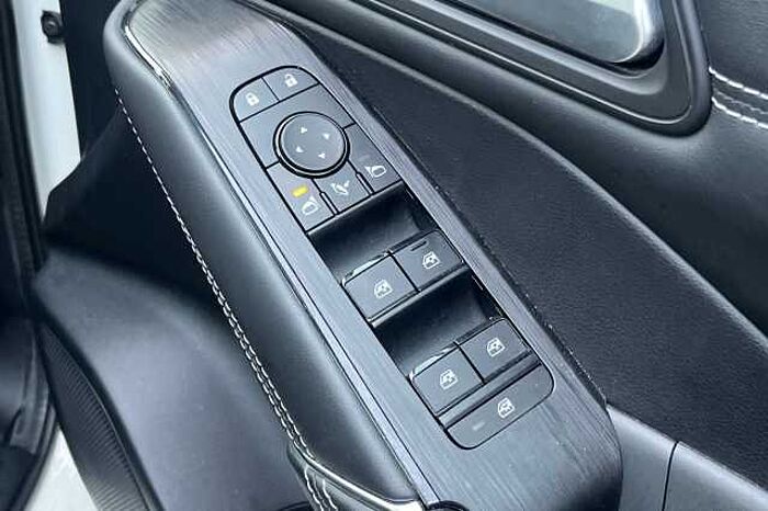 Nissan Qashqai 1.3 DiG-T MH 158 N-Connecta 5dr Xtronic 