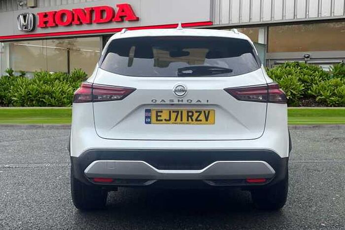 Nissan Qashqai 1.3 DiG-T MH 158 N-Connecta 5dr Xtronic 