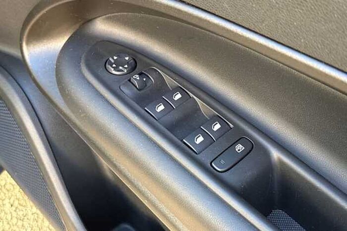 Jeep Avenger 1.2 e-Hybrid Summit 5dr DCT 