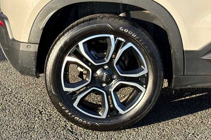 Jeep Avenger 1.2 e-Hybrid Summit 5dr DCT 