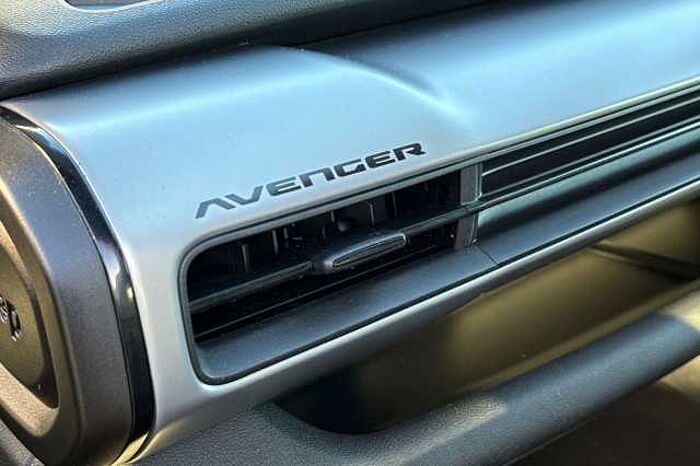 Jeep Avenger 1.2 e-Hybrid Summit 5dr DCT 