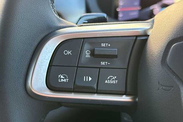 Jeep Avenger 1.2 e-Hybrid Summit 5dr DCT 