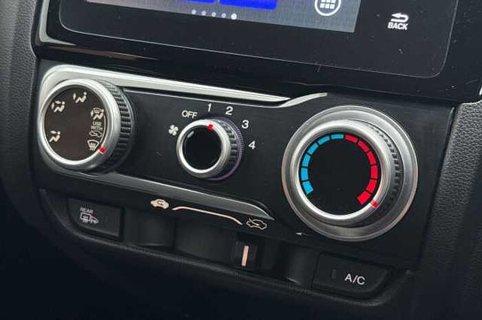 Honda Jazz 1.3 i-VTEC SE 5dr CVT 