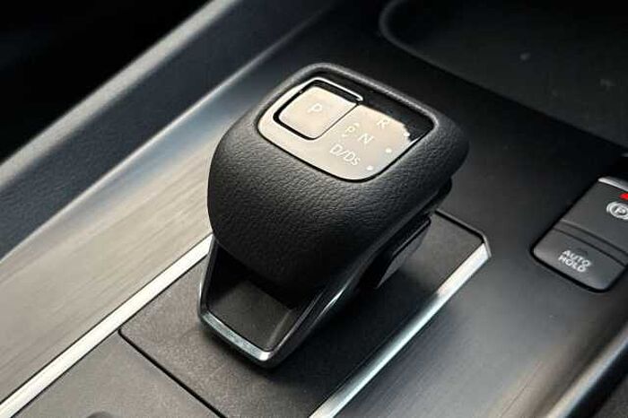 Nissan Qashqai 1.3 DiG-T MH 158 Acenta Premium 5dr Xtronic 