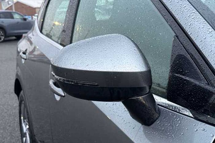 Nissan Qashqai 1.3 DiG-T MH 158 Acenta Premium 5dr Xtronic 