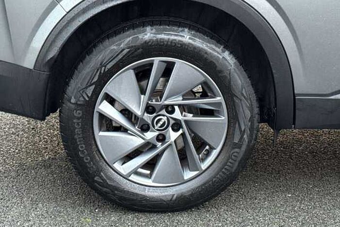 Nissan Qashqai 1.3 DiG-T MH 158 Acenta Premium 5dr Xtronic 