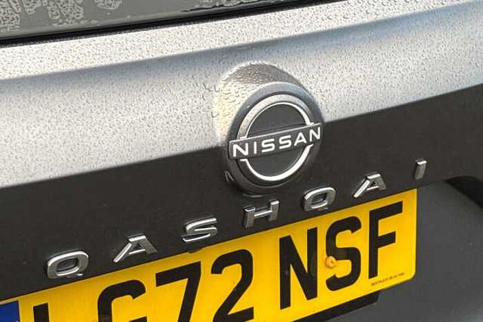 Nissan Qashqai 1.3 DiG-T MH 158 Acenta Premium 5dr Xtronic 