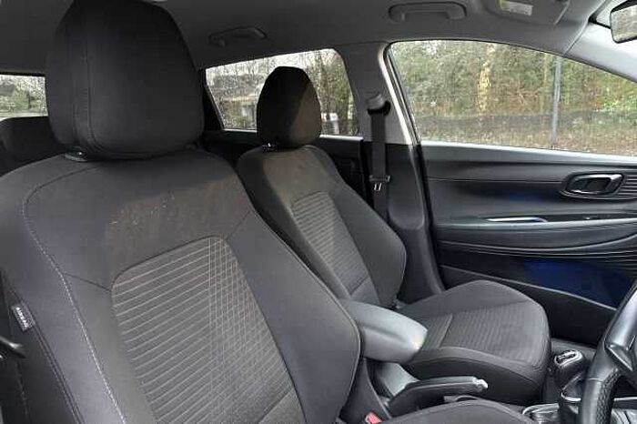 Hyundai i20 1.0T GDi 48V MHD Premium 5dr 