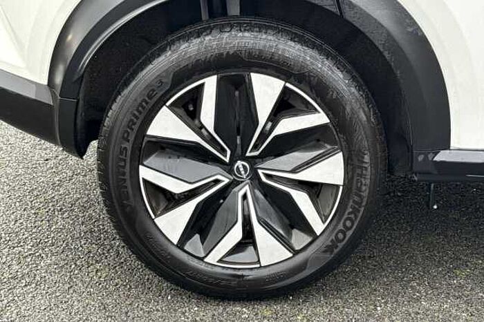 Nissan Juke 1.0 DiG-T Acenta Premium 5dr DCT 
