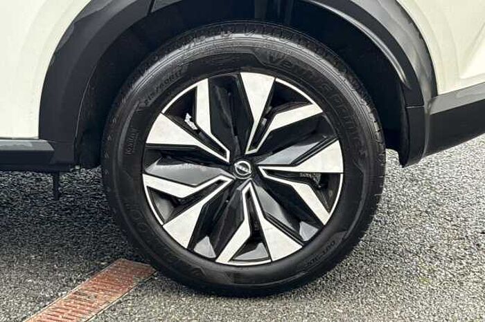 Nissan Juke 1.0 DiG-T Acenta Premium 5dr DCT 