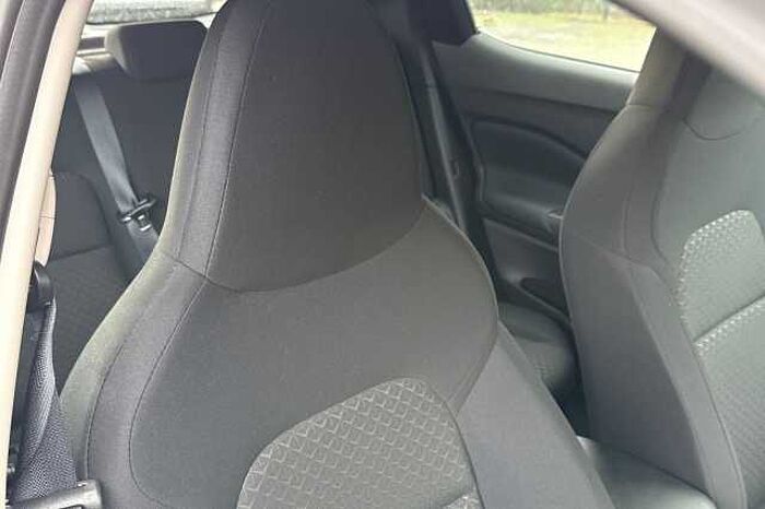 Nissan Juke 1.0 DiG-T Acenta Premium 5dr DCT 