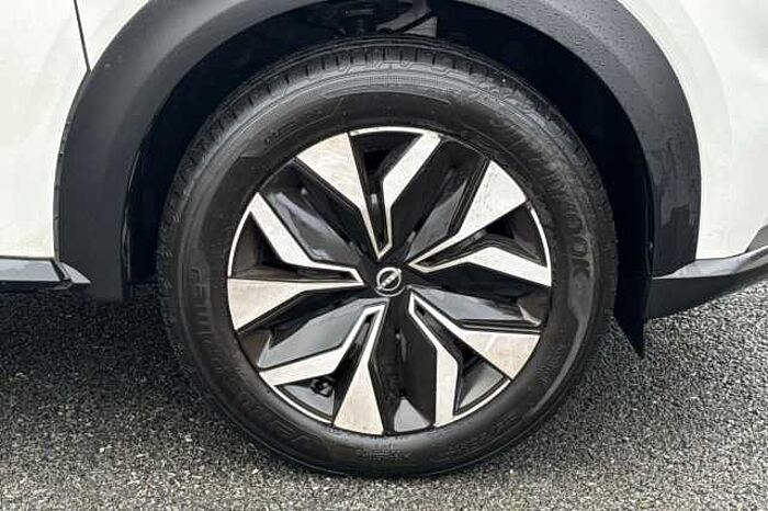 Nissan Juke 1.0 DiG-T Acenta Premium 5dr DCT 