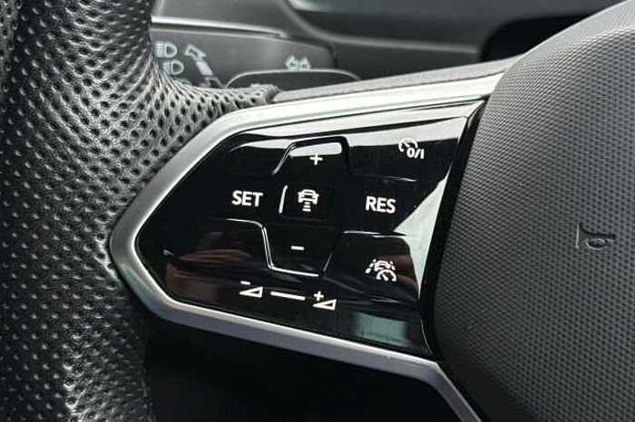 Volkswagen Tiguan 2.0 TSI 4Motion R-Line 5dr DSG 