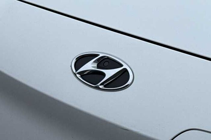 Hyundai KONA 150kW Premium 64kWh 5dr Auto 