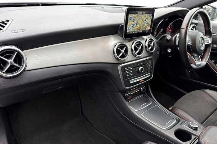 Mercedes-Benz GLA 220 220d 4Matic AMG Line 5dr Auto 