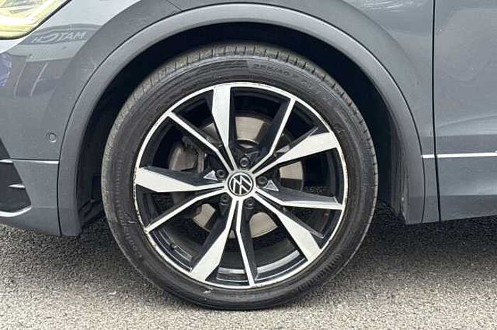 Volkswagen Tiguan 2.0 TSI 4Motion R-Line 5dr DSG 