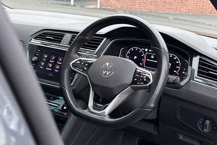 Volkswagen Tiguan 2.0 TSI 4Motion R-Line 5dr DSG 
