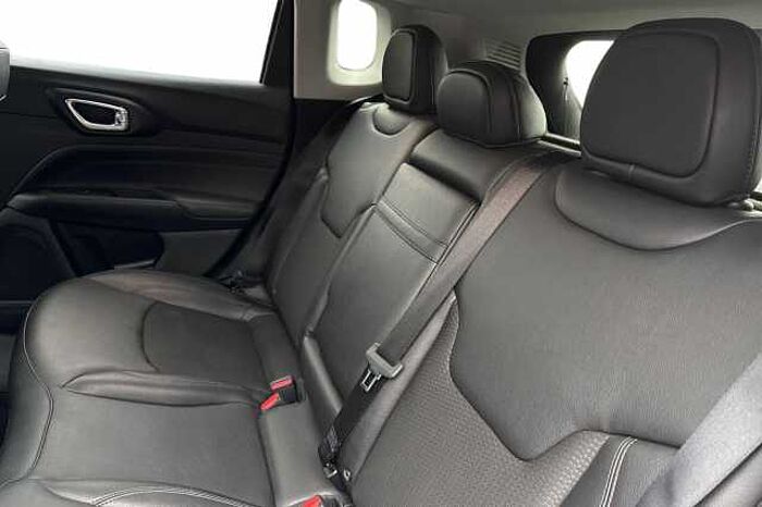 Jeep Compass 1.3 T4 GSE 4xe PHEV Trailhawk 5dr Auto 