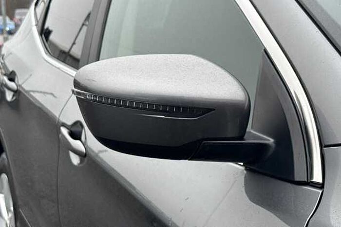 Nissan Qashqai 1.3 DiG-T 160 Acenta Premium 5dr DCT 