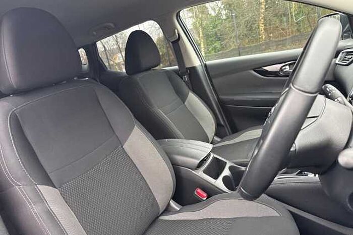 Nissan Qashqai 1.3 DiG-T 160 Acenta Premium 5dr DCT 